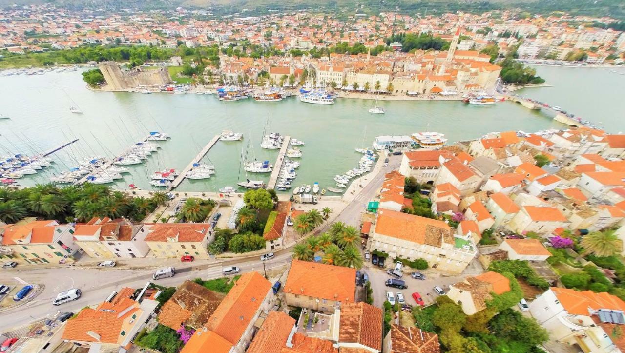 Apartments Mandaric Trogir Exteriör bild
