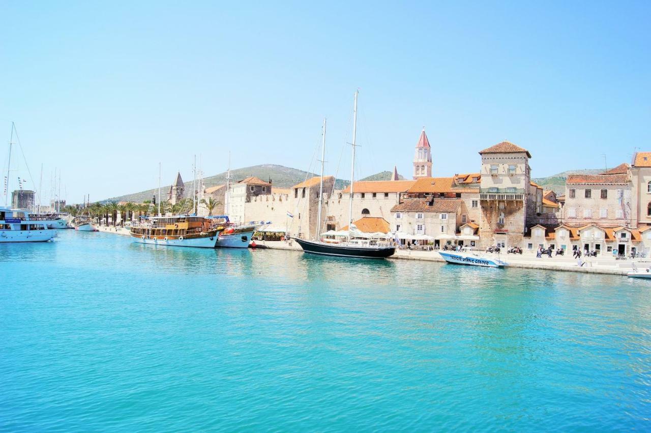 Apartments Mandaric Trogir Exteriör bild